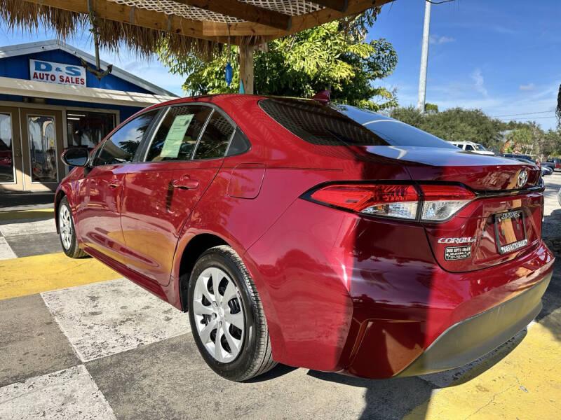 2023 Toyota Corolla LE