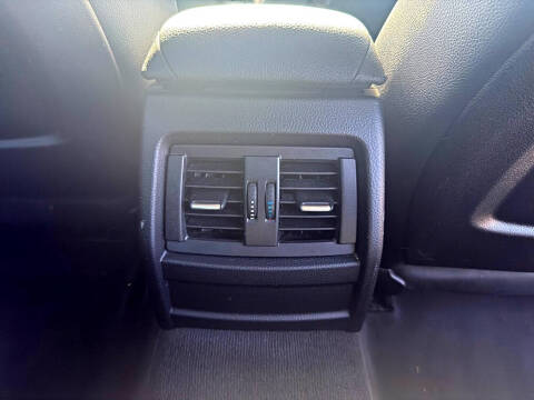 2015 BMW 3 Series 320i