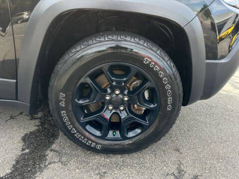 2020 Jeep Cherokee Trailhawk