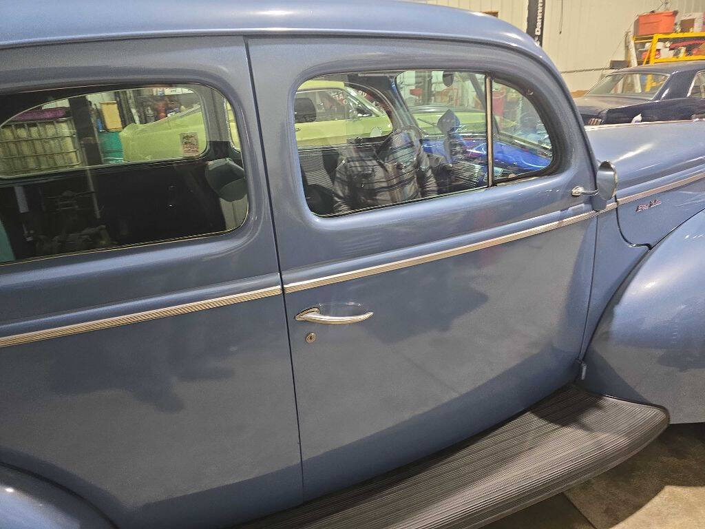 1940 Ford DELUXE V8 51