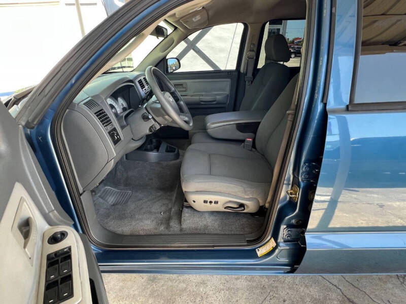 2006 Dodge Dakota SLT