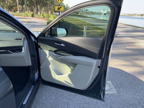 2021 Cadillac XT4 Premium Luxury