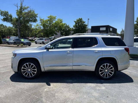 2020 GMC Acadia Denali