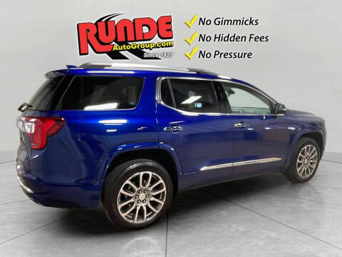 2023 GMC Acadia Denali