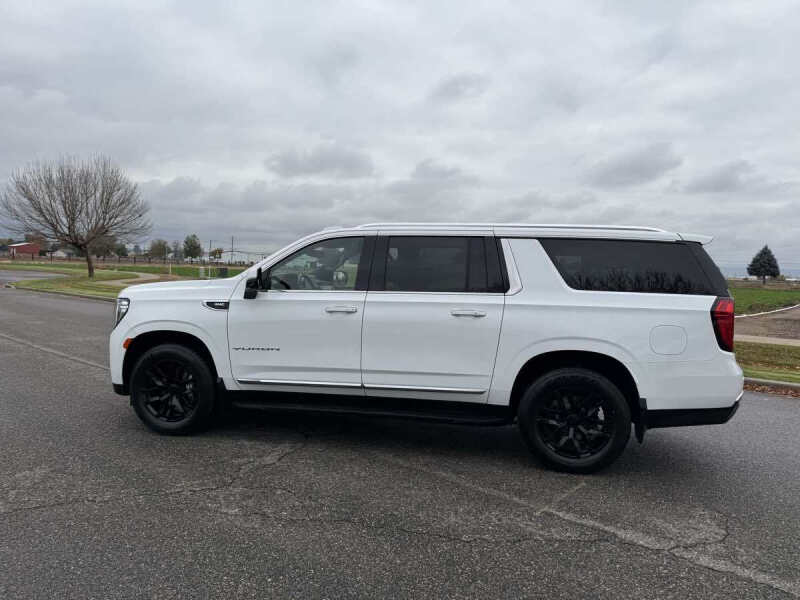 2021 GMC Yukon XL SLT