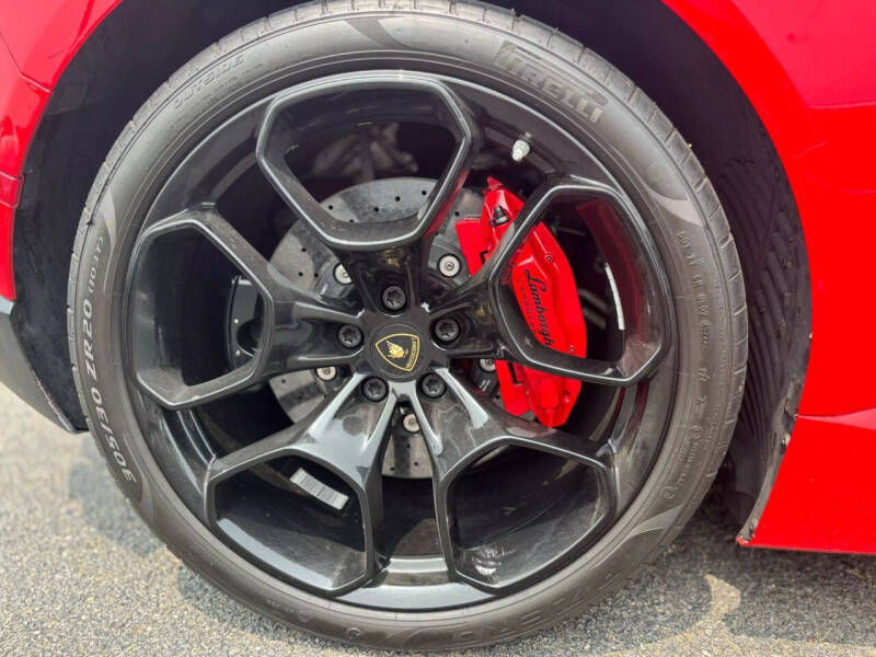 2016 Lamborghini Huracan LP 580-2