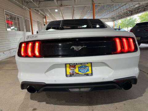 2020 Ford Mustang EcoBoost