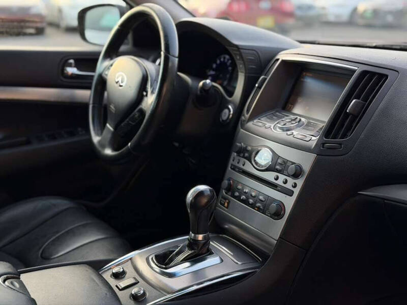 2010 Infiniti G37 Sedan x Anniversary Edition