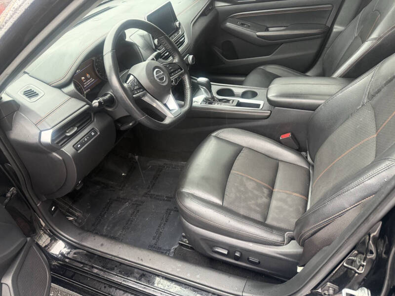 2020 Nissan Altima 2.0 SR