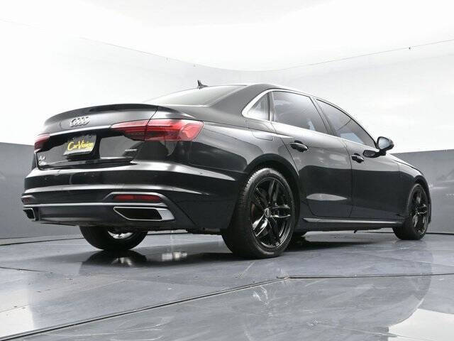 2022 Audi A4 quattro S line Prem Plus 45 TFSI