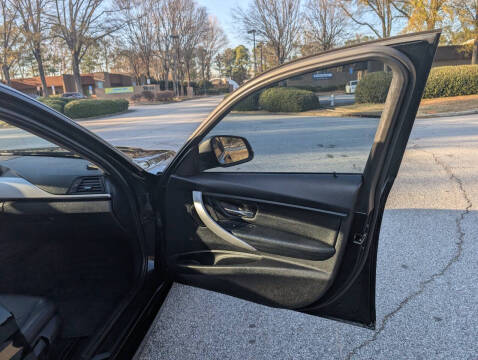 2012 BMW 3 Series 328i