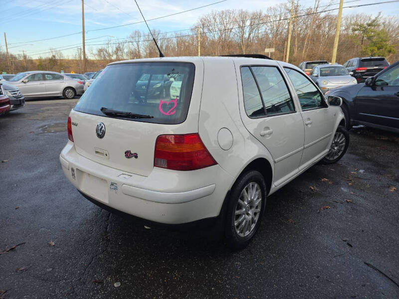 2003 Volkswagen Golf GLS photo 10