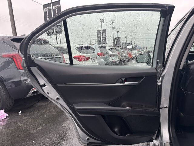 2021 Toyota Camry SE