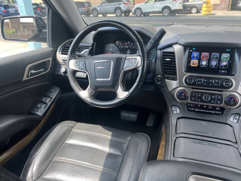 2017 GMC Yukon Denali