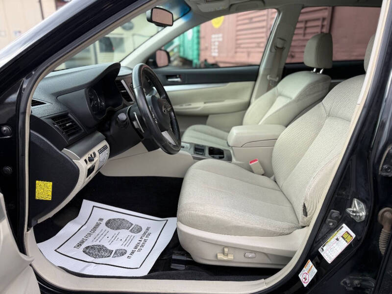 2010 Subaru Outback 2.5i Premium