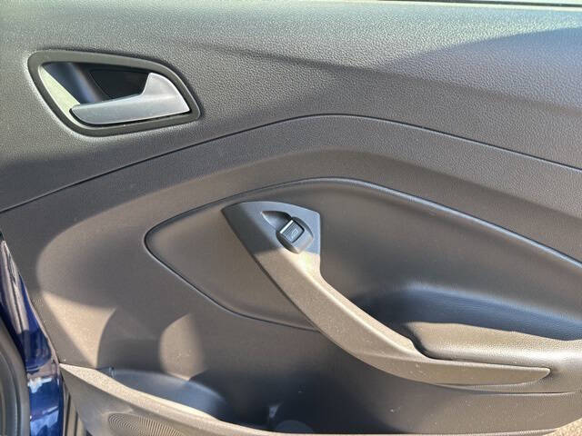 2017 Ford C-MAX Hybrid SE