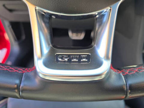 2021 Volkswagen Golf GTI SE