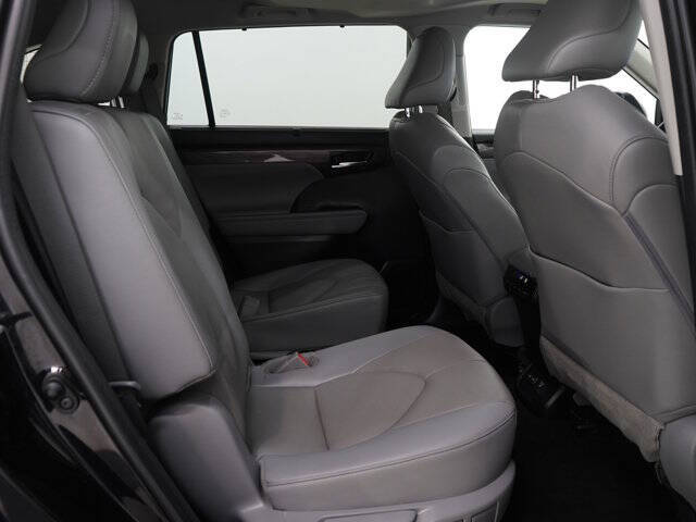 2023 Toyota Highlander Hybrid Limited