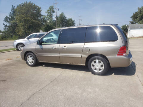 2004 Mercury Monterey for sale at SPEEDY'S USED CARS INC. in Louisville IL