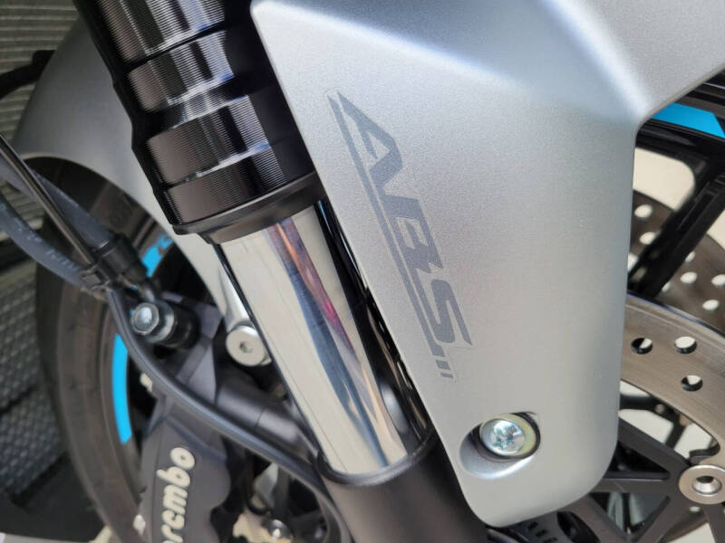 2025 Suzuki GSXR 1000 ABS