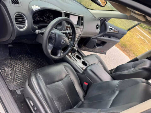 2014 Nissan Pathfinder SL