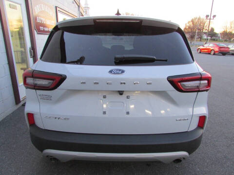 2025 Ford Escape Active