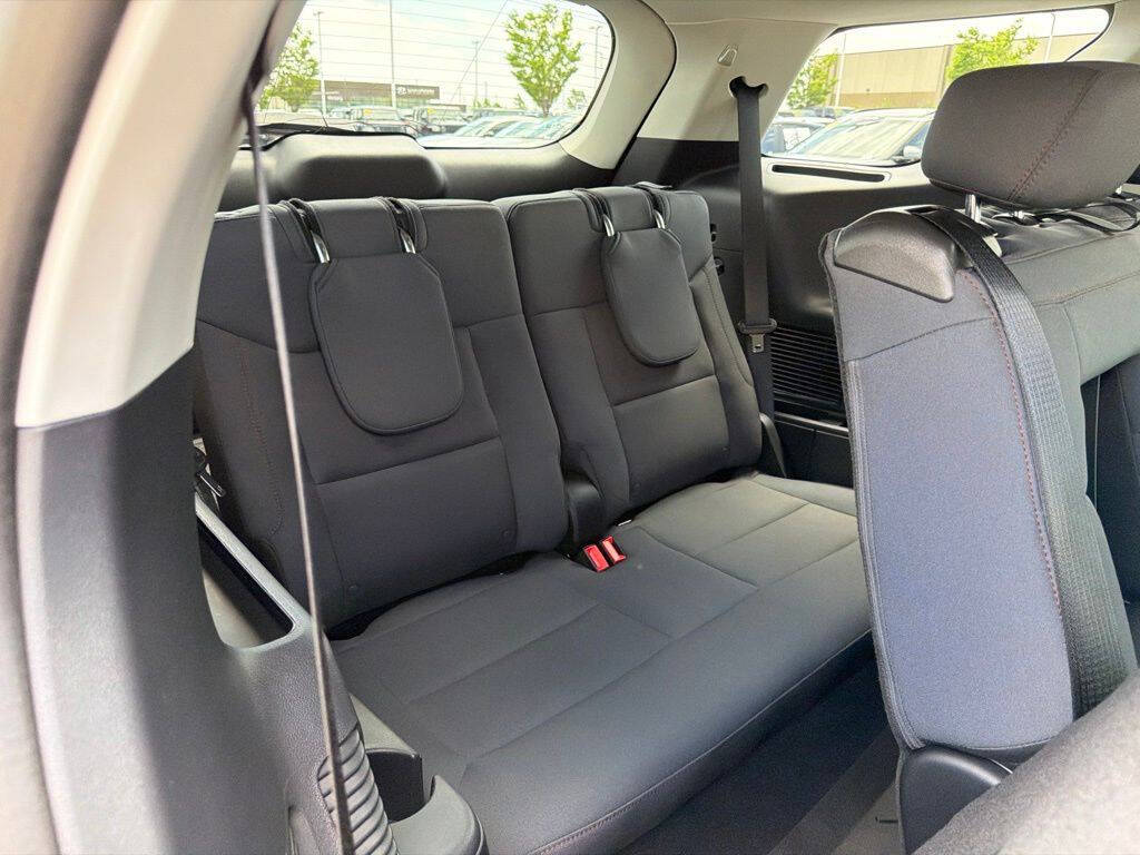 Black 2025 Ford Explorer Active AWD Active 4dr SUV 21