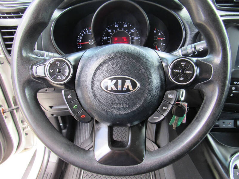 2019 Kia Soul +