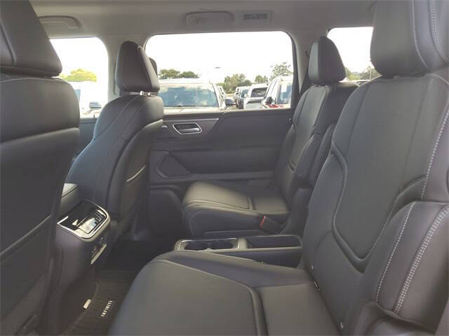 2026 Infiniti QX80 Pure