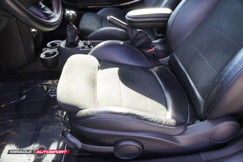 2015 MINI Mark VII