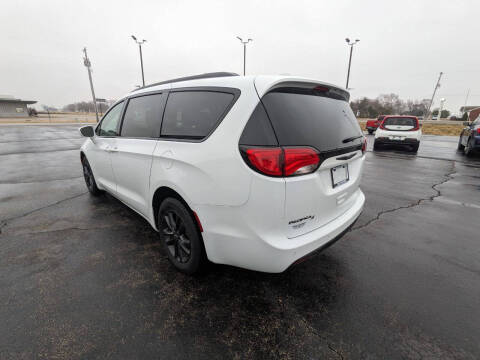 2020 Chrysler Pacifica Launch Edition