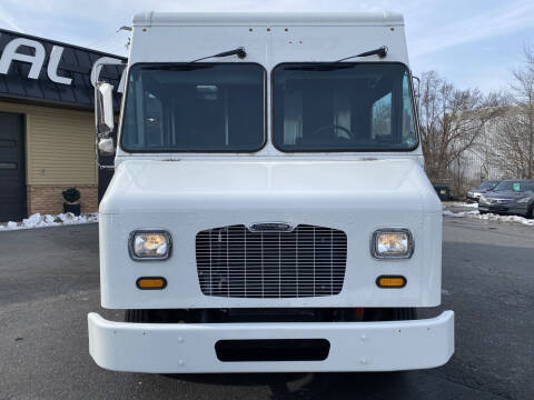 2014 Freightliner MT45 Chassis