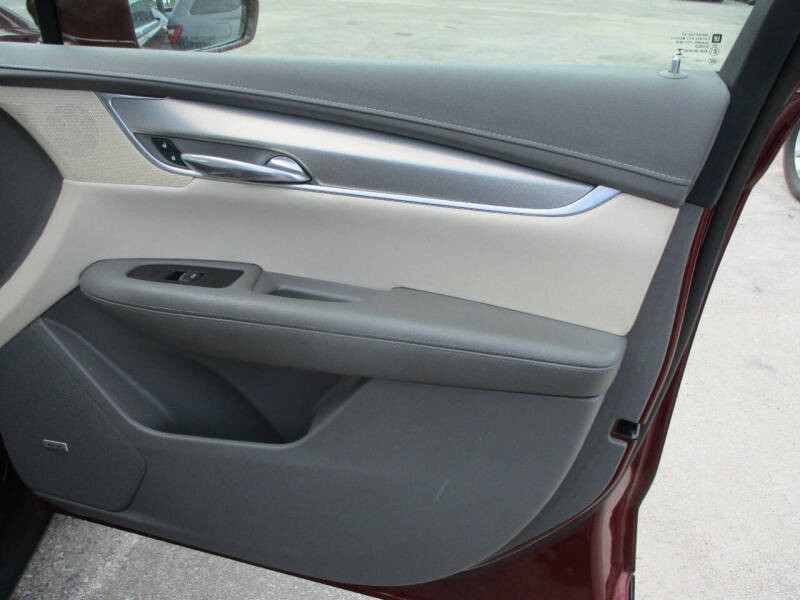 2018 Cadillac XT5 Luxury