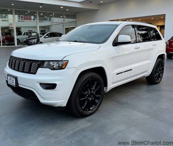2018 Jeep Grand Cherokee Altitude's photo