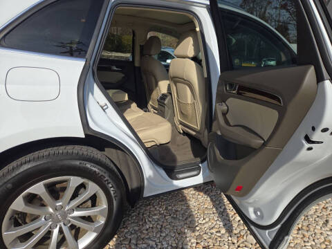 2016 Audi Q5 2.0T quattro Premium Plus