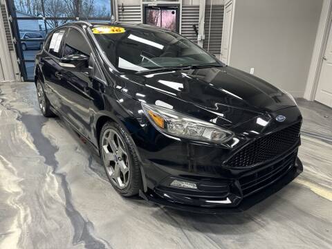 2016 Ford Focus for sale at Crossroads Car & Truck in Milford OH