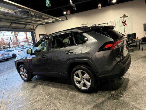 2021 Toyota RAV4 Hybrid XLE Premium