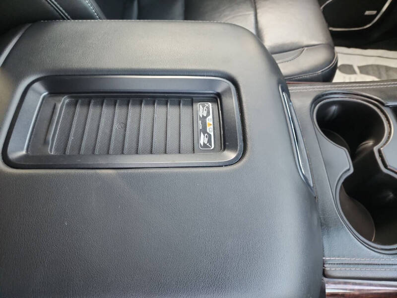 2017 GMC Yukon XL SLT