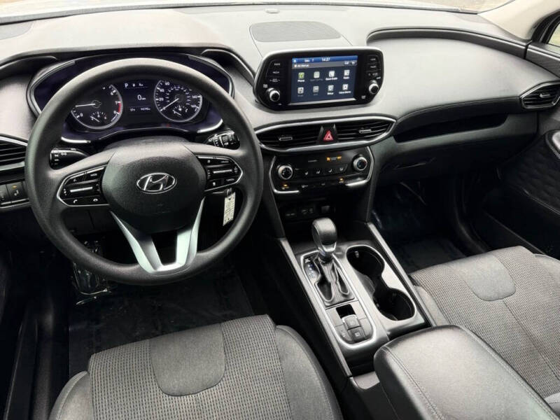 2019 Hyundai Santa Fe SE 2.4L