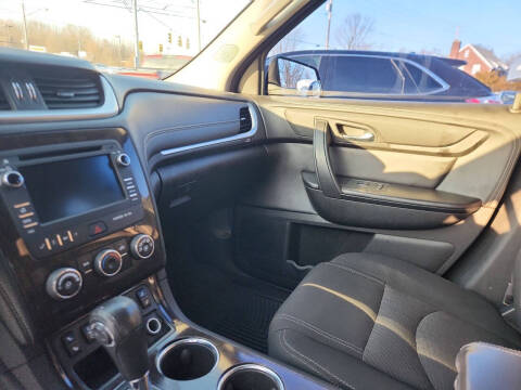 2017 Chevrolet Traverse LT