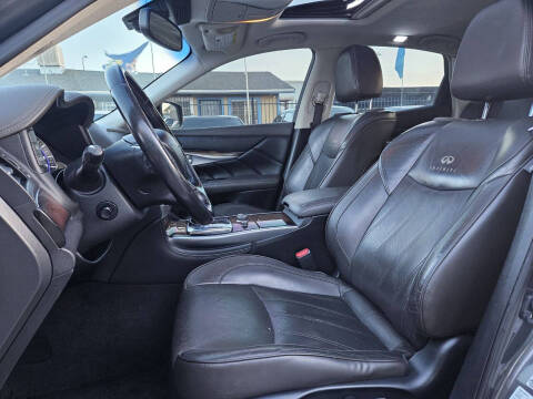 2012 Infiniti M37