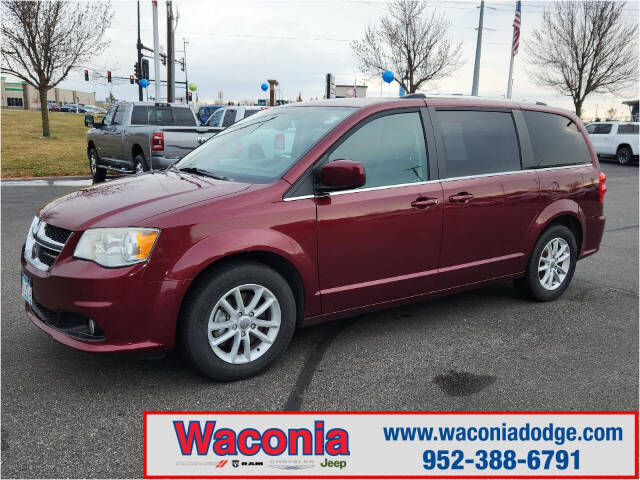 2018 Dodge Grand Caravan for sale at Victoria Auto Sales in Victoria, MN