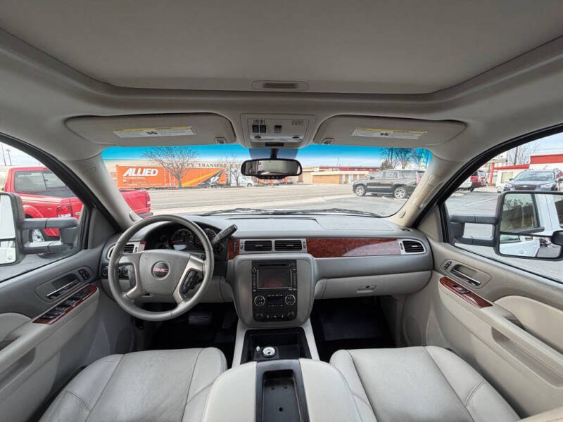 2013 GMC Yukon XL SLT 2500