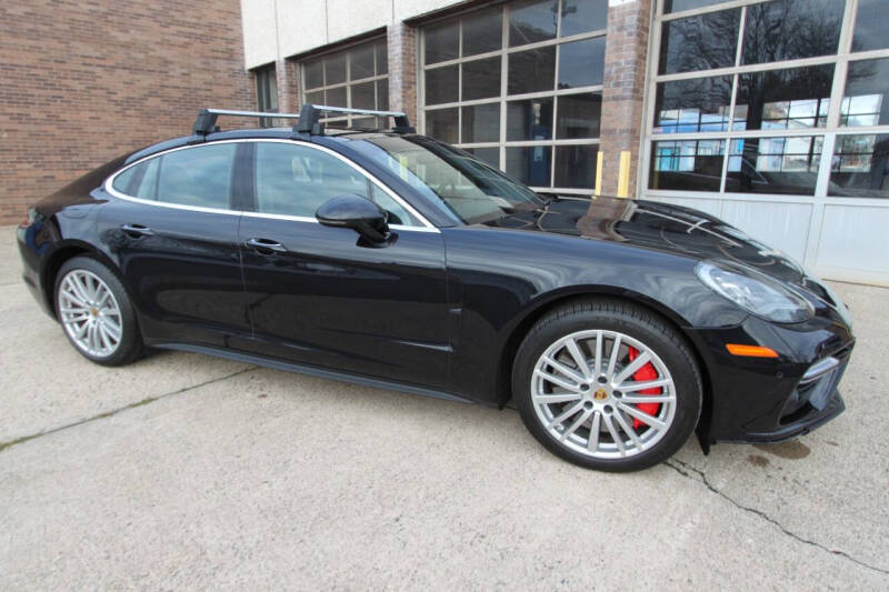 2017 Porsche Panamera Turbo