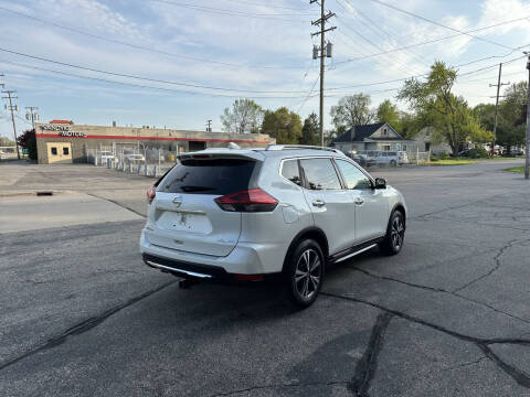 2017 Nissan Rogue SL