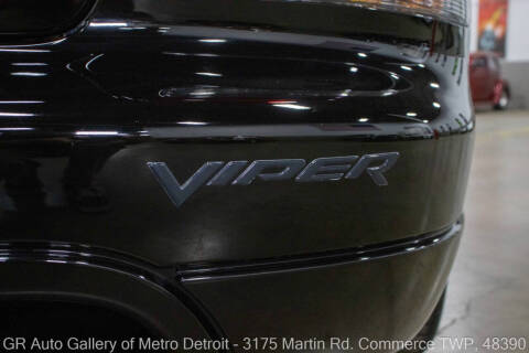 2004 Dodge Viper SRT-10