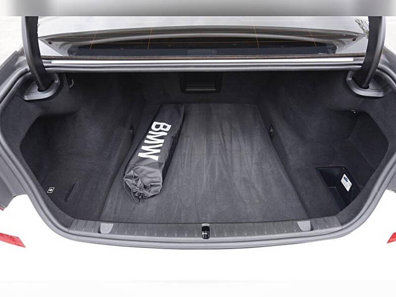 2016 BMW 7 Series 750i xDrive