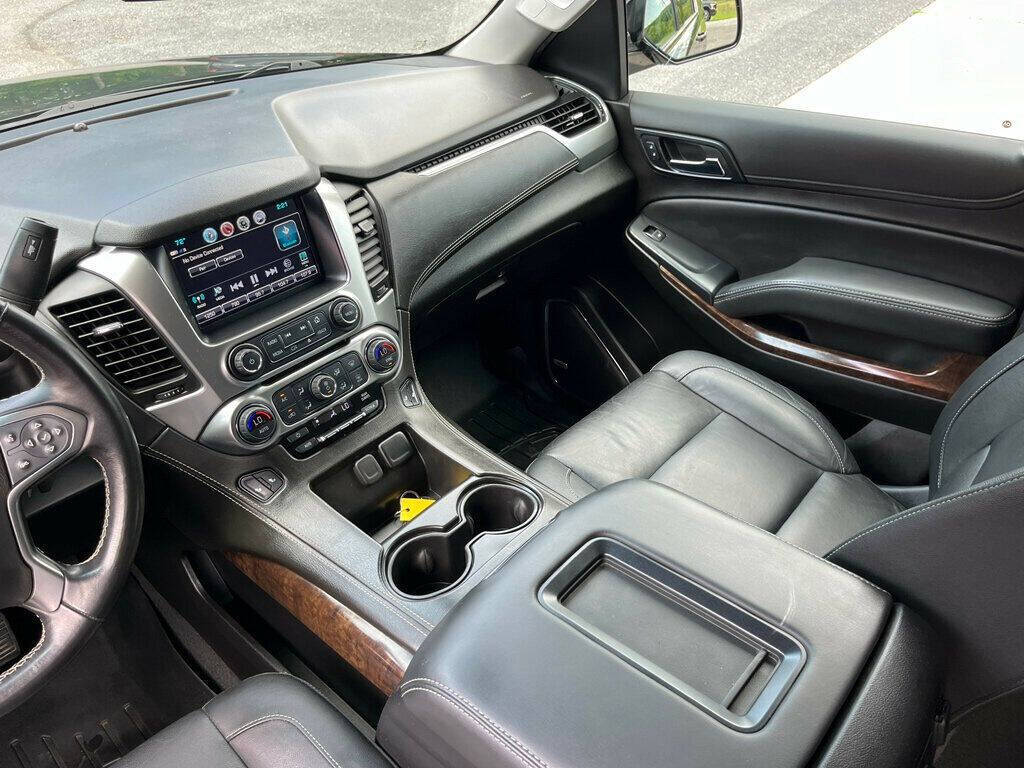 2019 Chevrolet Suburban 26