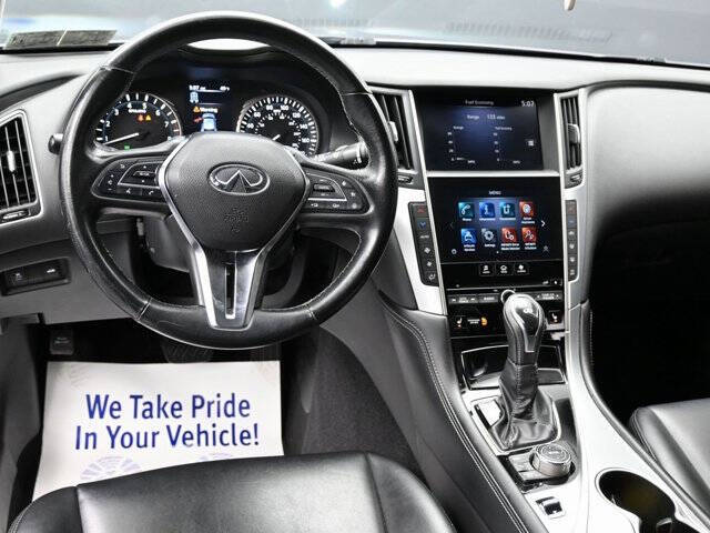 2021 Infiniti Q50 Luxe