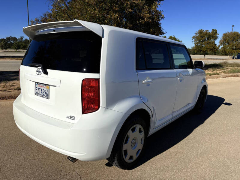 2008 Scion xB